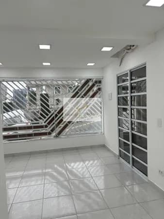 🏢 ALUGA-SE | SALA COMERCIAL EM LOCALIZAÇÃO PRIVILEGIADA