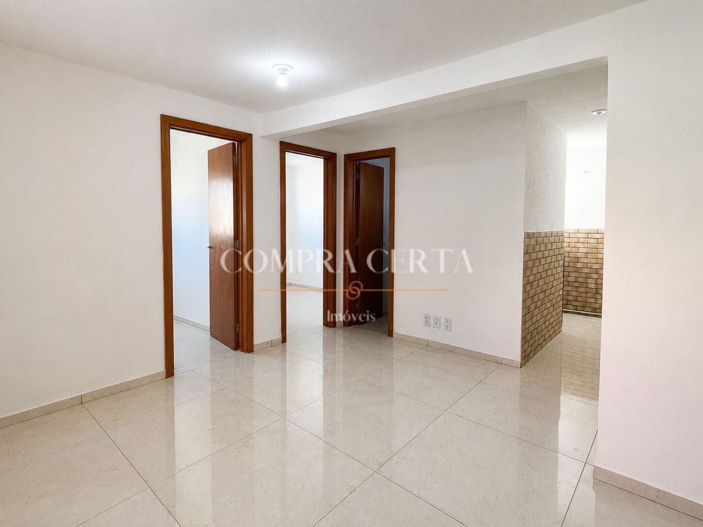 Apartamento reformado e em ótima localização, Porto Alegre/RS