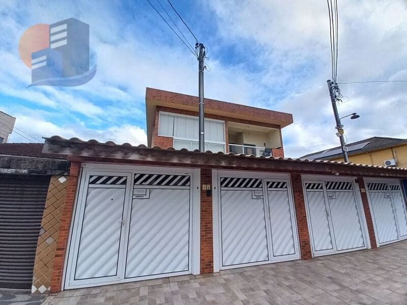Casa Térrea 3 Dorms Próximo ao Mercado Andrade - Vicente de Carvalho - Guarujá