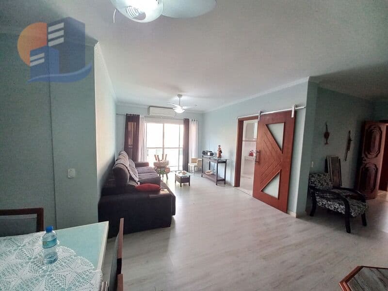 🏡 Amplo Apartamento com 03 Dormitórios em Excelente Localização!
