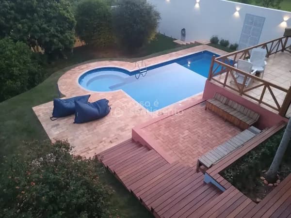 CASA COM 4 SUÍTES, PISCINA, ENERGIA FOTOVOLTAICA À VENDA NO CONDOMÍNIO SANTA TERESA/VINHEDO/ITUPEVA-SP