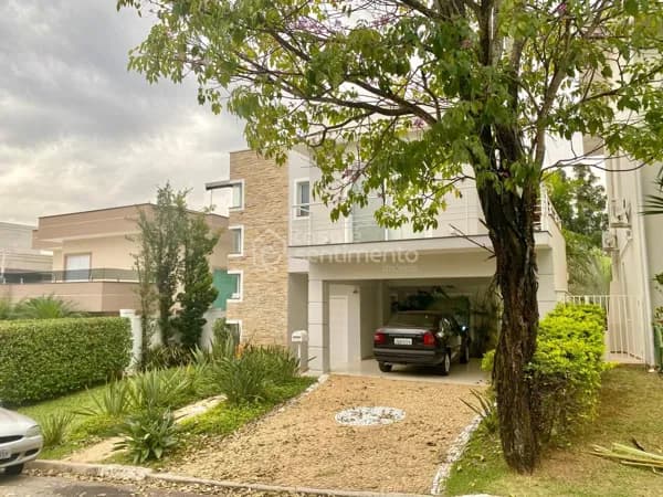 CASA COM 4 SUÍTES, PISCINA, À VENDA NO CONDOMÍNIO RECANTO DOS PATURIS