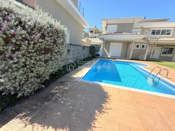 CASA COM PISCINA, PÔR DO SOL, 4 SUÍTES , ESCRITÓRIO E ACADEMIA À VENDA NO CONDOMÍNIO ALPES DE VINHEDO - SP