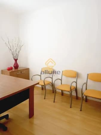 Sala Comercial à Venda no Centro de Pelotas – Pronta para Uso!