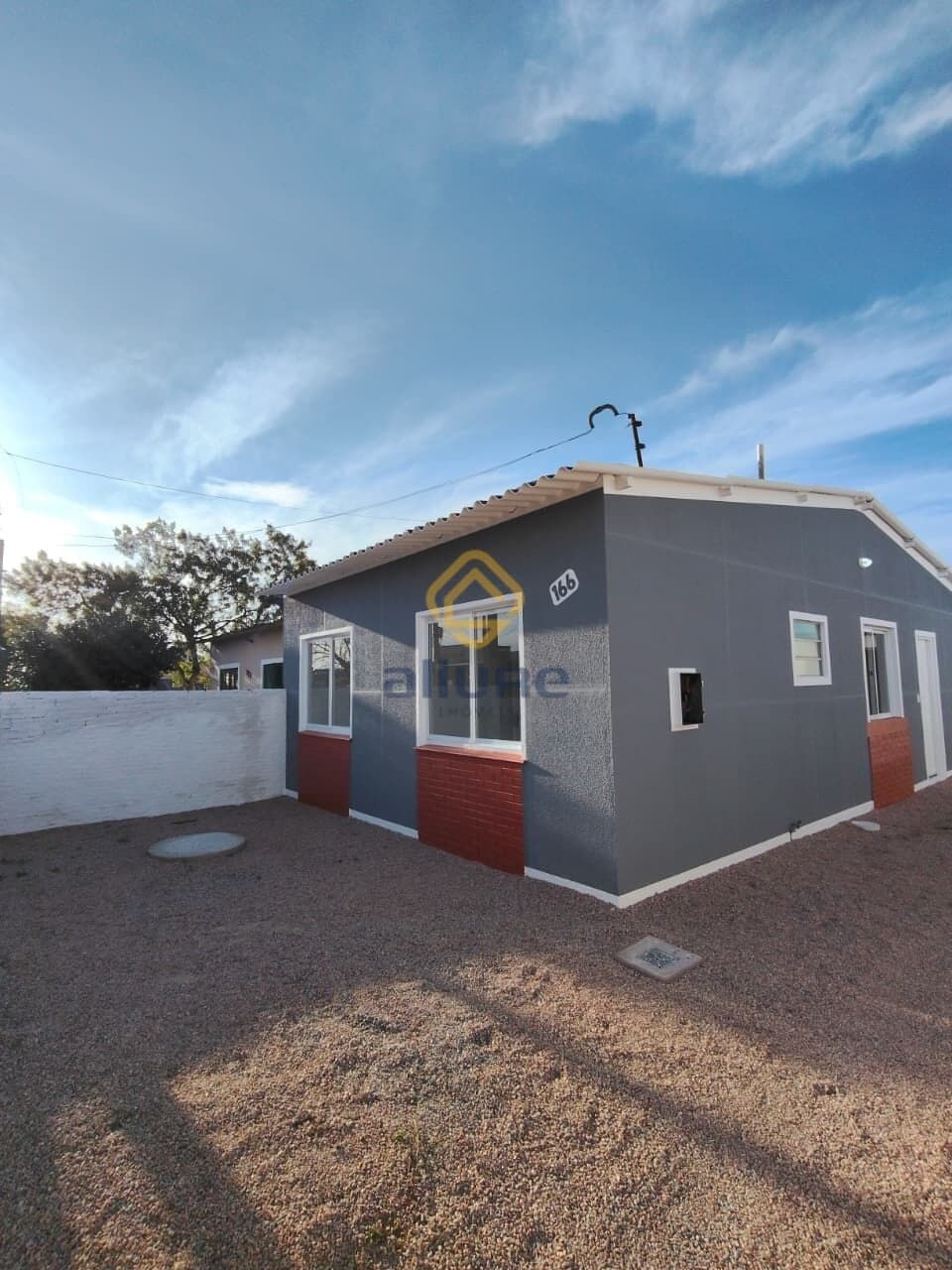 Casa à venda no Areal – 100% reformada