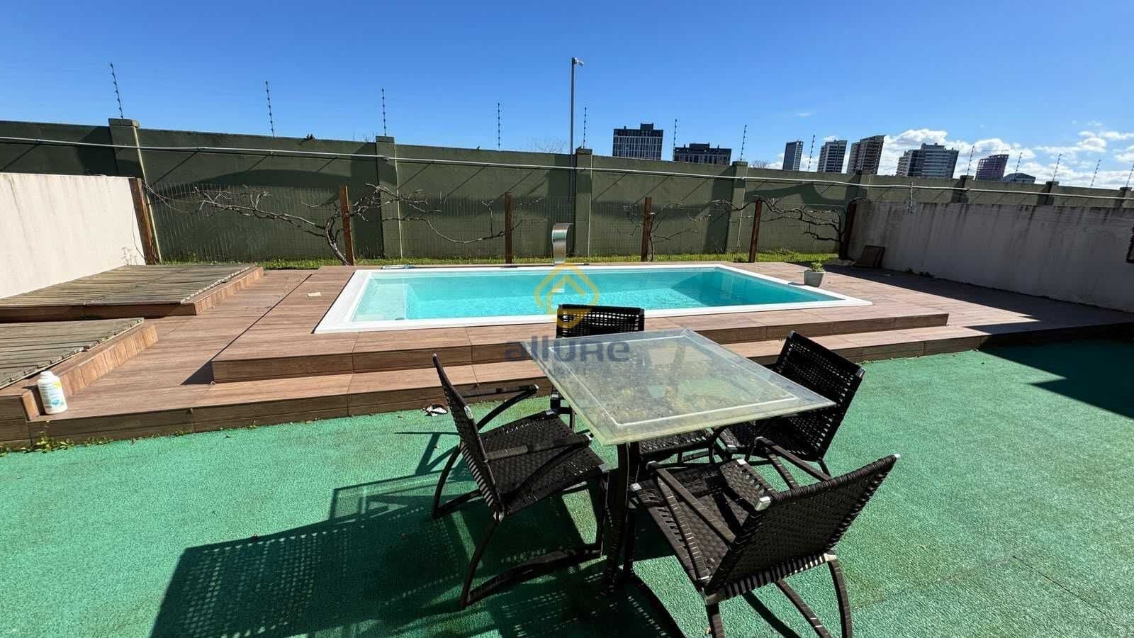 Casa de Condomínio em Pelotas - São Gonçalo