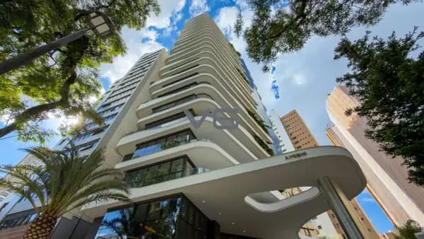 Apartamento Alto Padrão com 323m² privativos, 3 Suítes, 4 vagas de garagem, no Água Verde, Curitiba - PR.