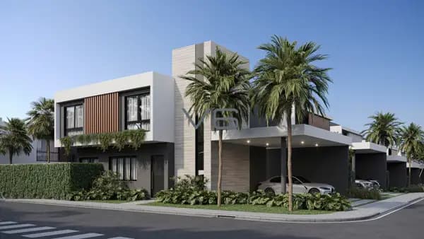 Casa alto padrão com 3 suítes, 250m² privativos, 2 vagas de garagem, em Santa Felicidade, Curitiba - PR.