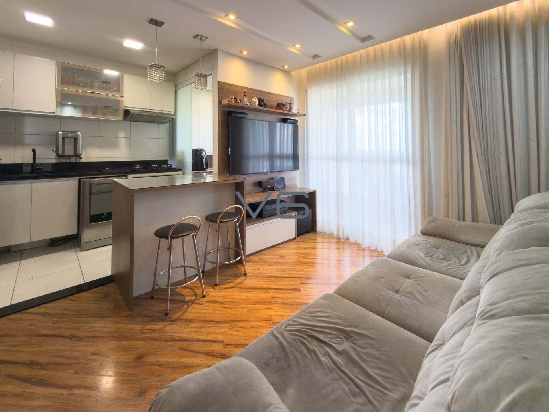 Apartamento Padrão com 3 quartos, 2 vagas de garagem, 77,95m² privativos, no Portão, Curitiba - PR.
