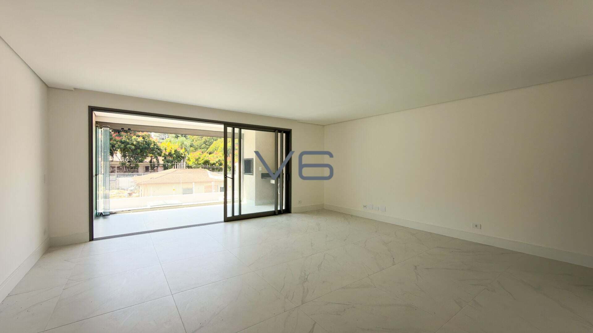Apartamento Alto Padrão com 3 suítes, 3 vagas de garagem, 148m² privativos, no Alto da Glória, Curitiba - PR.