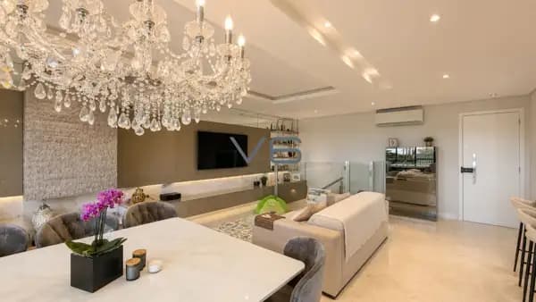 Apartamento Cobertura Duplex com 2 suítes, 2 vagas de garagem, 135m² privativos, no Bigorrilho, Curitiba - PR.