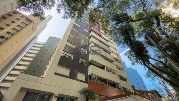 Apartamento Cobertura Duplex com 3 quartos, 161m² privativos, 3 vagas de garagem, no Água Verde, Curitiba-PR.