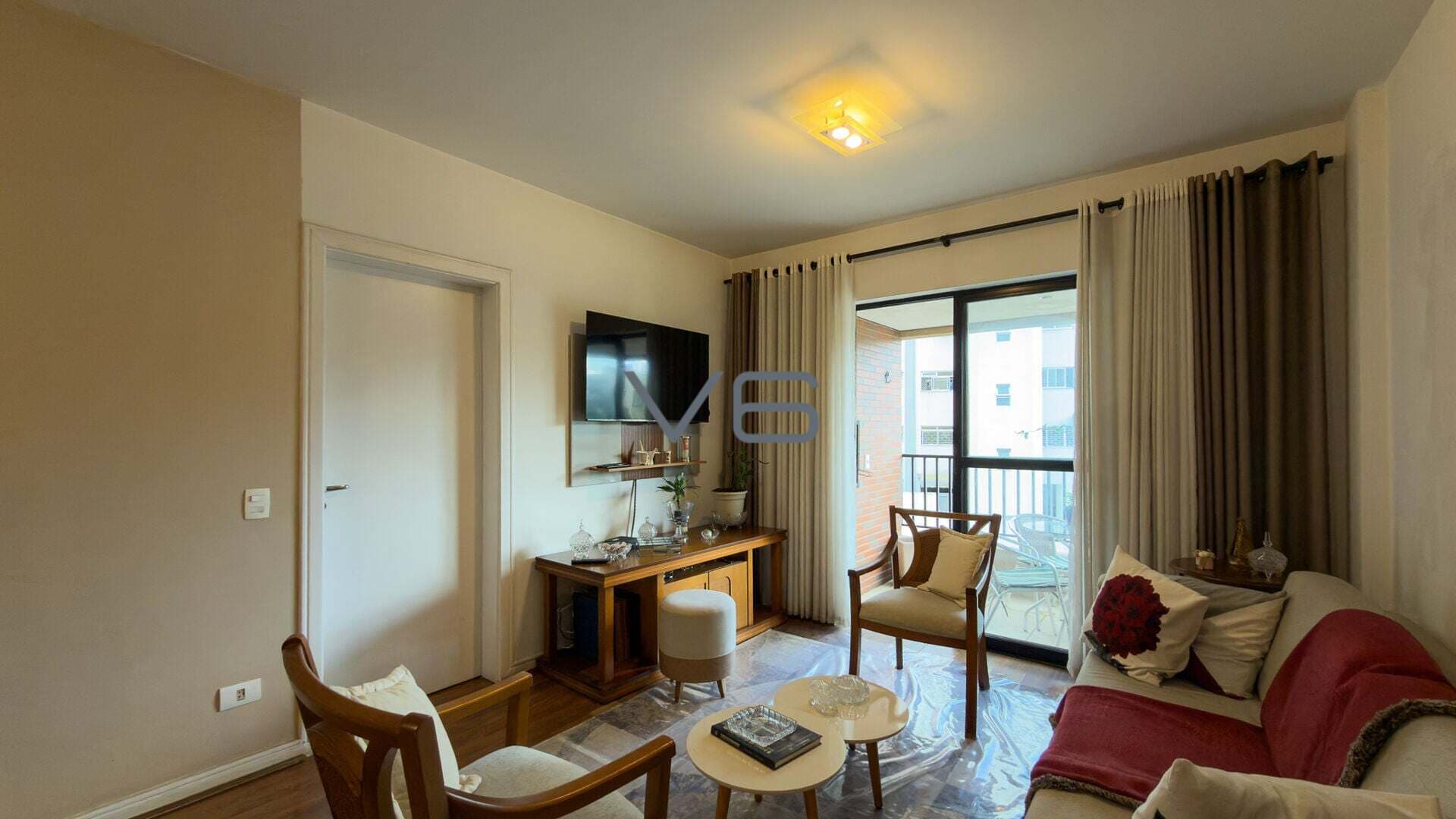 Apartamento Padrão com 2 quartos, 100,22m² privativos, 1 vaga de garagem, no Vila Izabel, Curitiba - PR.