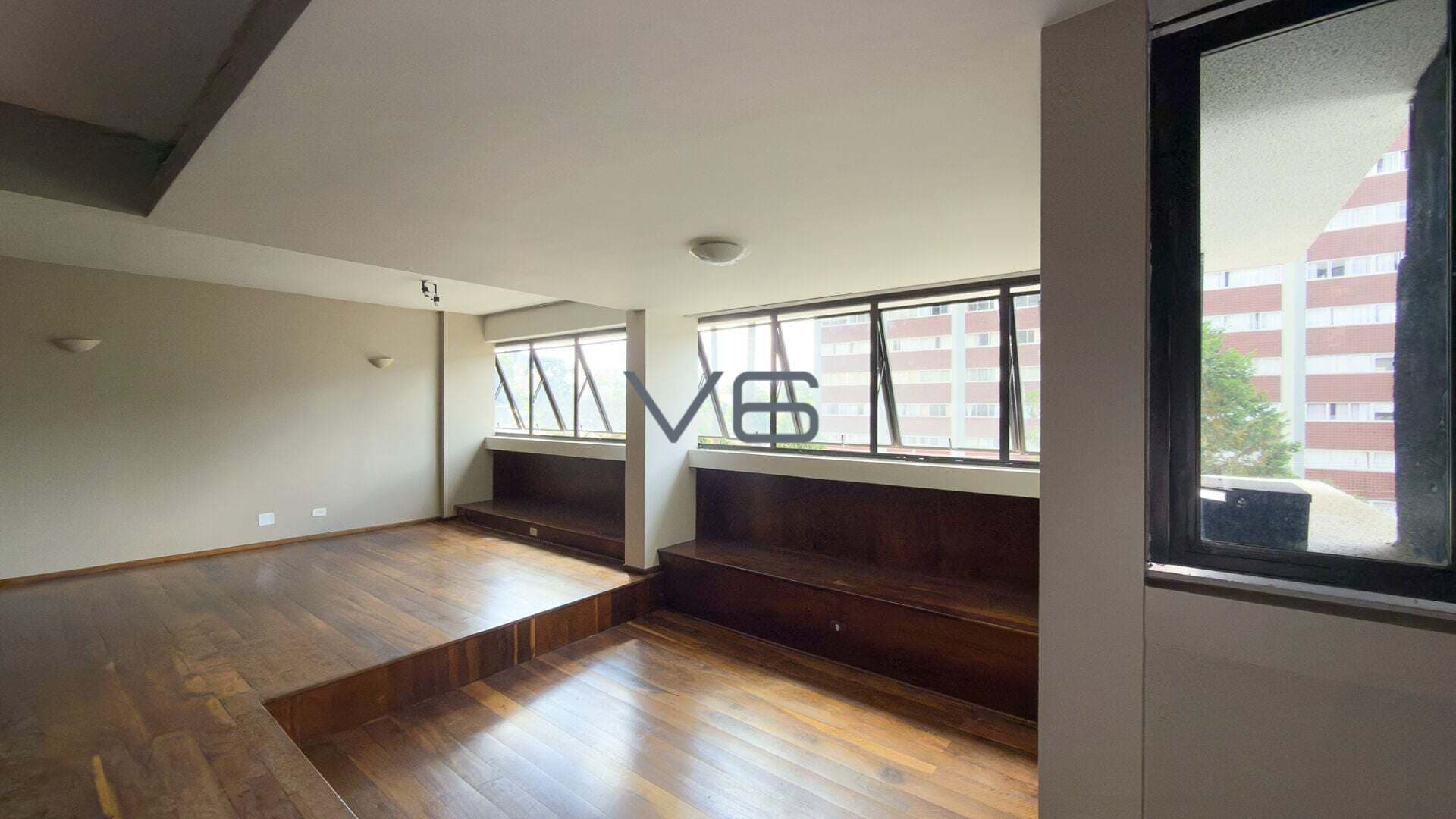 Apartamento Alto Padrão com 3 quartos, 2 vagas de garagem, 218m² privativos, no Bigorrilho, Curitiba - PR.