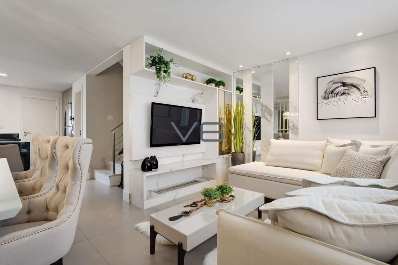 Sobrado Triplex com 137,58m² privativos, 3 quartos, 2 vagas de garagem, no Atuba, Curitiba - PR.