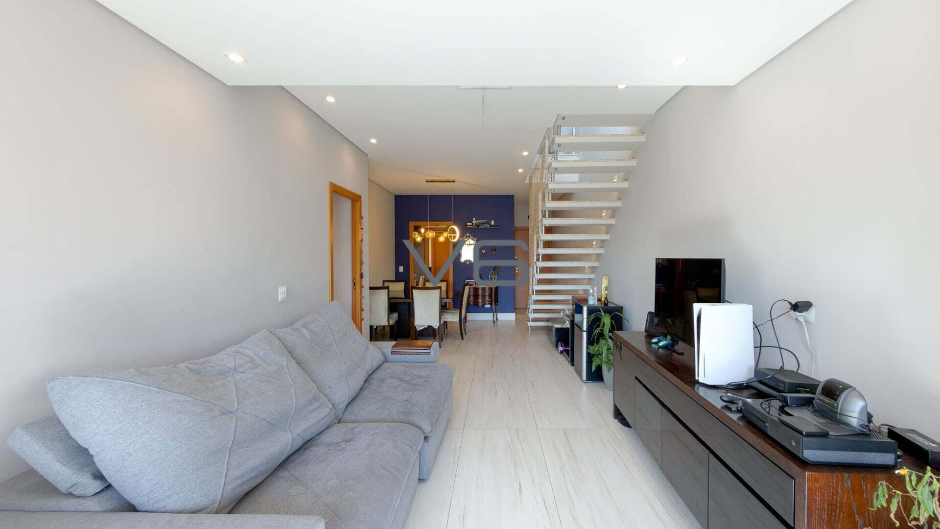 Apartamento Cobertura Duplex com 3 suítes, 3 vagas de garagem, 215,17m² privativos, no Juvevê, Curitiba - PR.