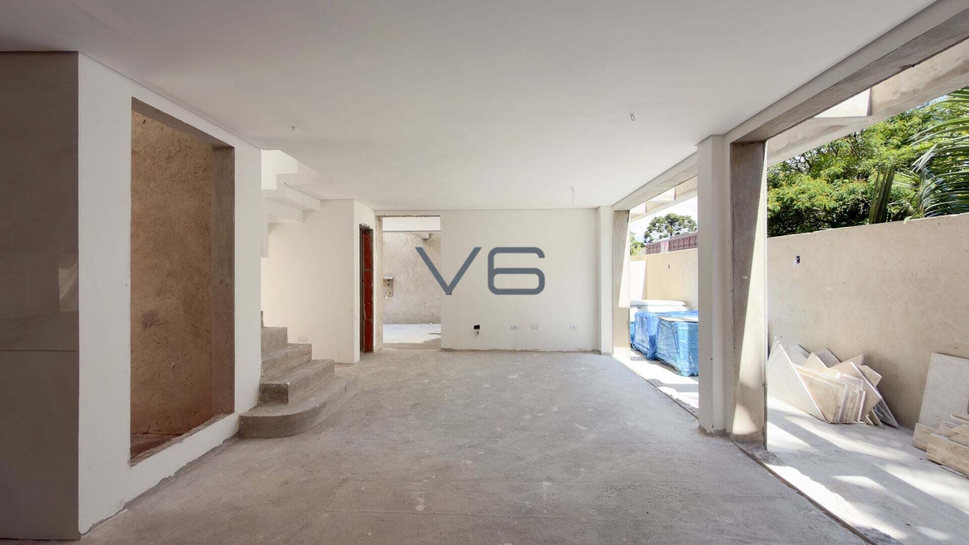 Casa Sobrado com 4 suítes, 4 vagas de garagem, 189m² privativos, no Ahú, Curitiba - PR.