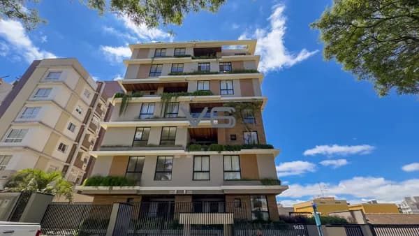 Apartamento Padrão com 2 quartos, 55 m² privativos, 1 vaga de garagem, no Água Verde, Curitiba - PR.