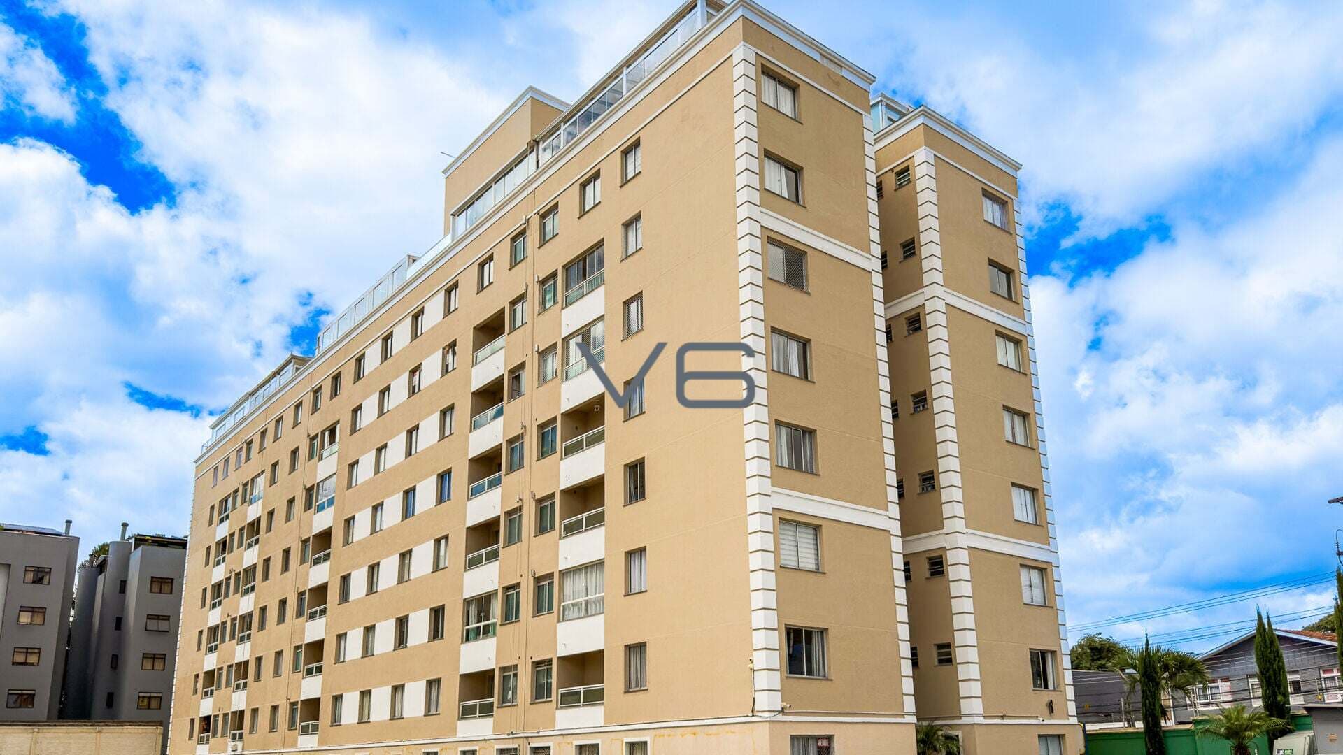 Apartamento Padrão com 3 quartos, 1 vaga de garagem, 62m² privativos, no Portão, Curitiba - PR.