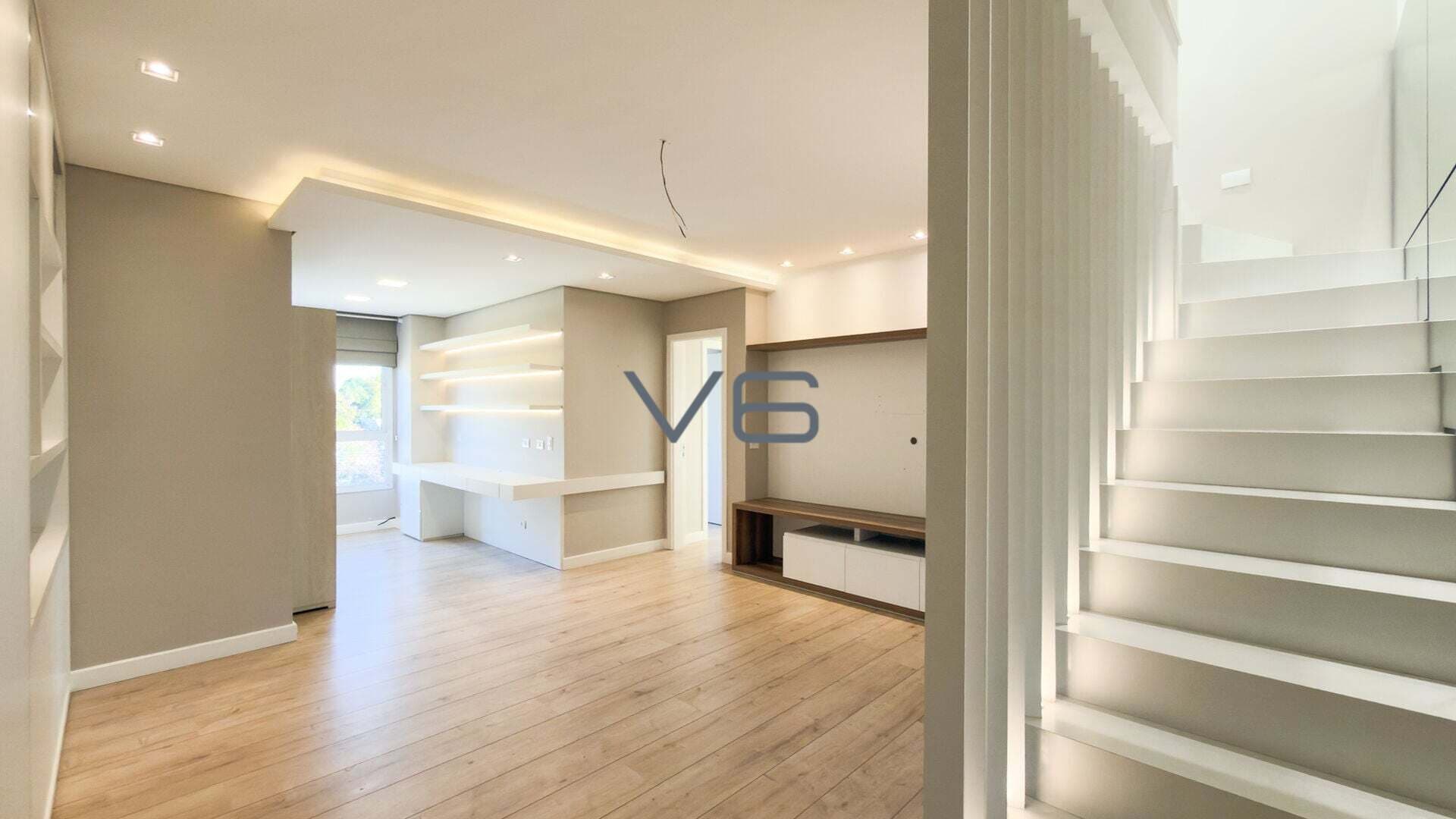 Apartamento Cobertura Duplex com 3 quartos, 3 vaga de garagem, 114m² privativos, no Hugo Lange, Curitiba - PR.