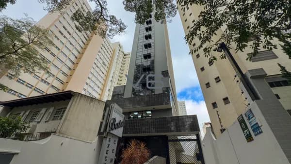 Sala Comercial em edifício, com 45,19 m² privativos, no Agua Verde, Curitiba-PR