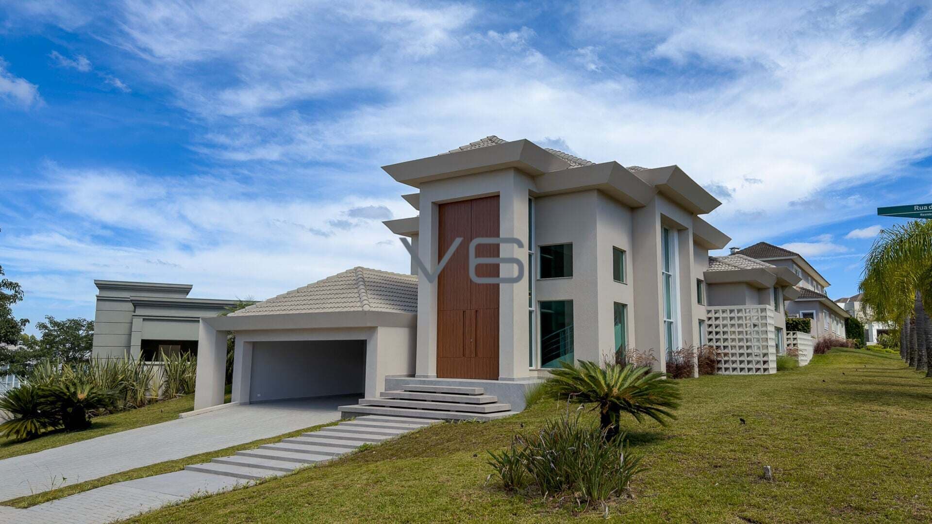 Casa em Condomínio com 435m² privativos, 4 quartos, 2 vaga de garagem, no Alphaville, Pinhais - PR.