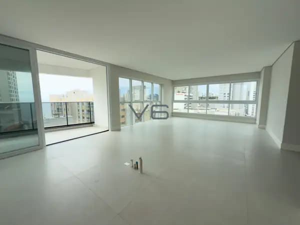 Apartamento Alto Padrão - 04 Suítes - 190m² privativos - em Balneário Camboriú-SC