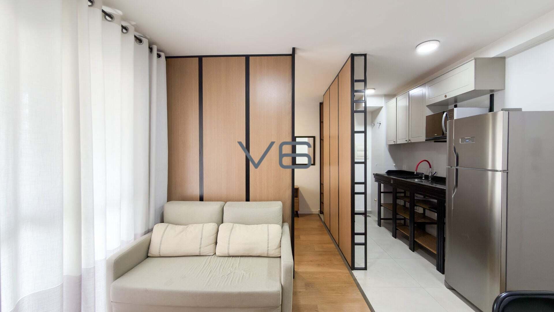 Apartamento Kitnet com 1 quarto, 32,5m² privativos, nas Mercês, Curitiba - PR.