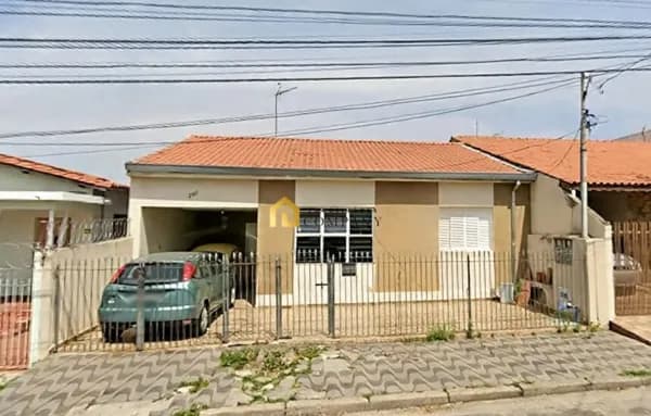 Casa Ampla com Grande Potencial na Vila Jardini – Terreno 10x30 - Sorocaba/SP