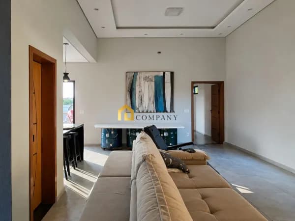 Casa Moderna com Vista Privilegiada para o Morro de Araçoiaba