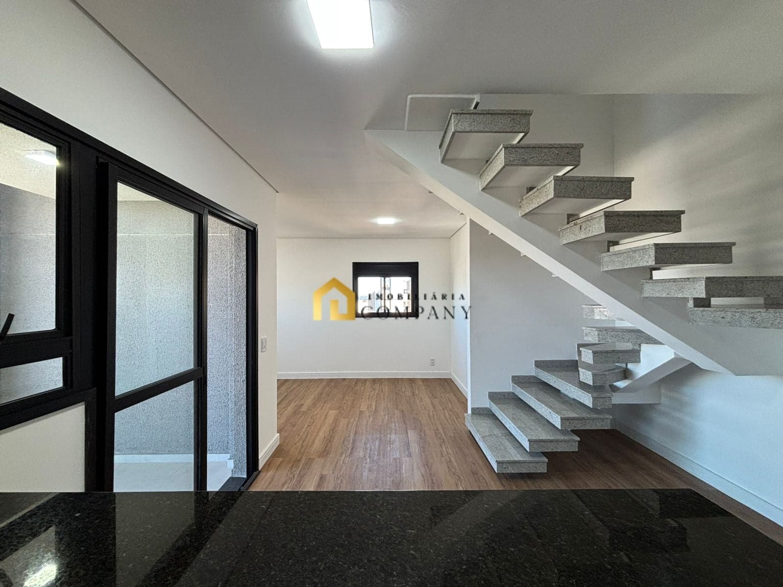 Apartamento Duplex Condomínio Le Monde Campolim Sorocaba - SP