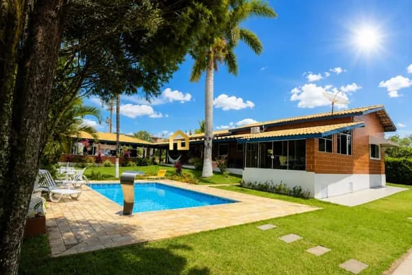 Casa térrea no Condomínio Vale do Lago em Sorocaba/SP.