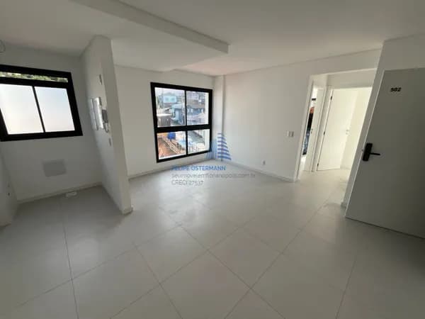Apartamento no bairro Trindade Novo, 2 dormitórios, 1 suíte e 1 vaga garagem
