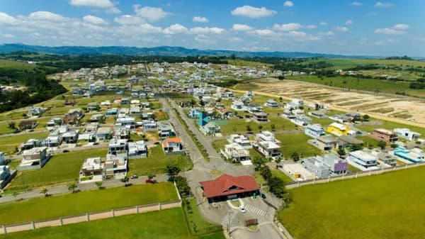 Lote/Terreno em Caçapava - Condomínio Terras do Vale
