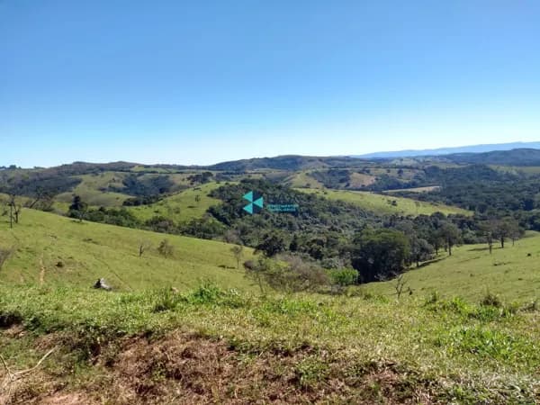 Fazenda/Sítios/Chácaras em Serranos - Centro