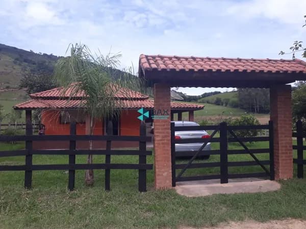 Fazenda/Sítios/Chácaras em Monte Carmelo - Centro