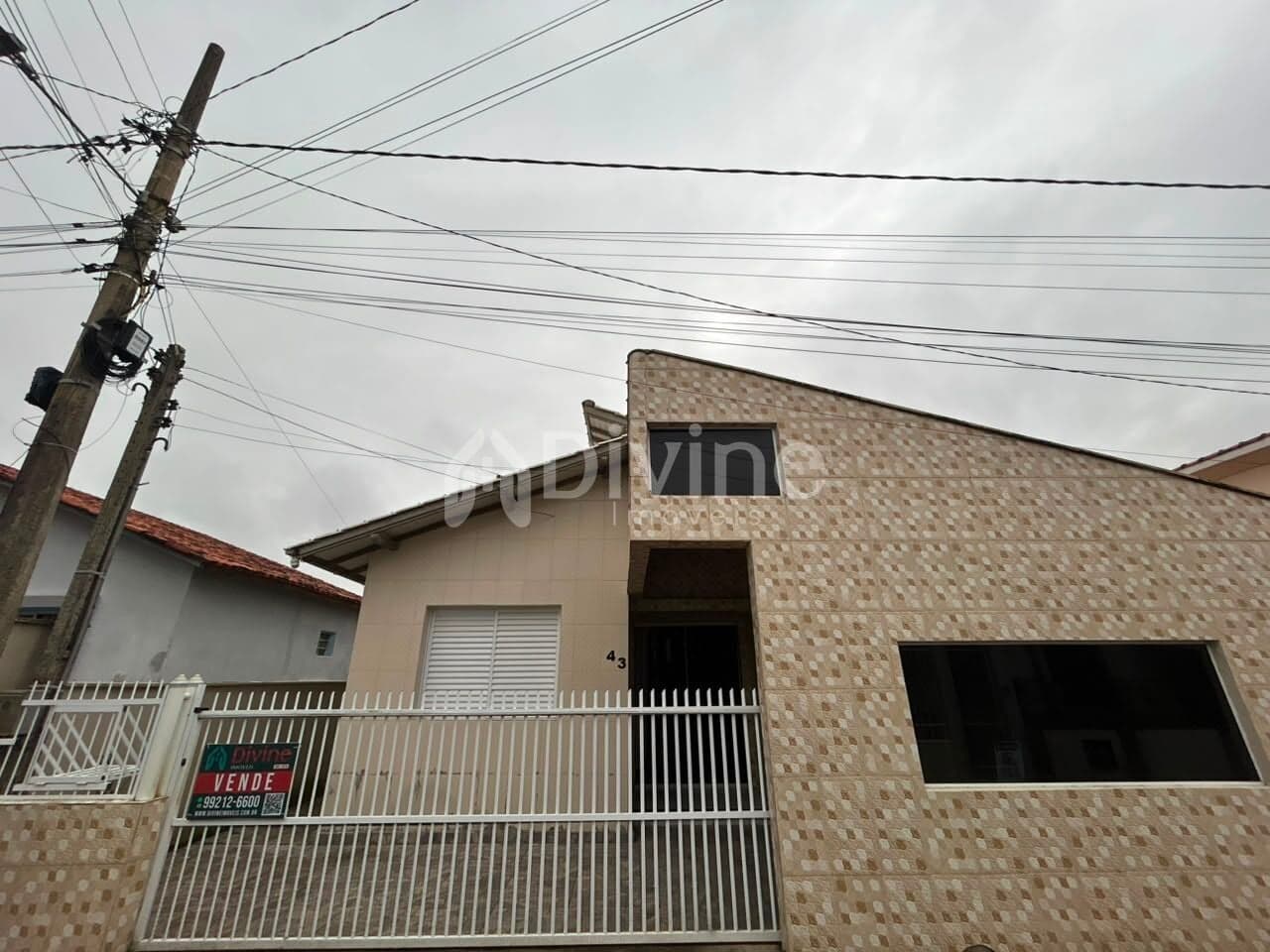 CASA EM OFICINAS