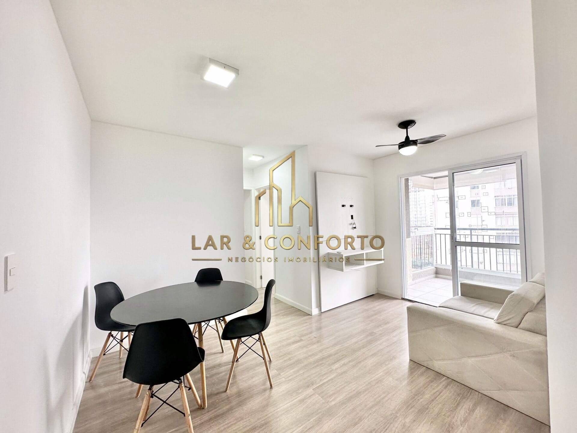 Apartamento para venda a poucos passos do metrô Vila Madalena com 60m2, 2 dorms e 1 vaga