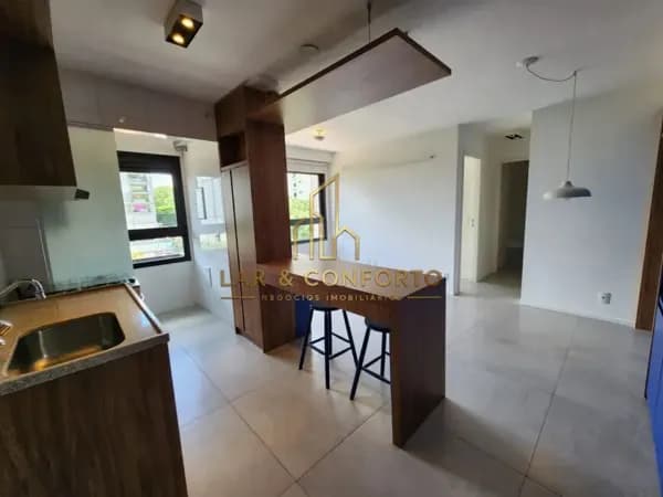 Apartamento com 2 Quartos para alugar, 60m² - Vila Madalena