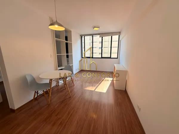 Apartamento em São Paulo - V. Madalena