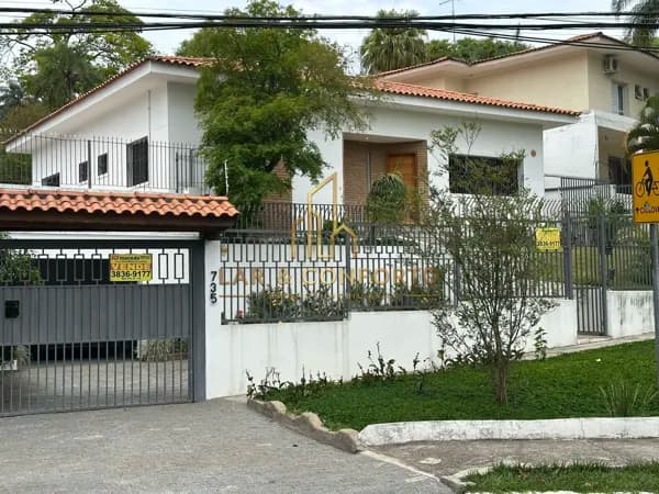 VENDA/CASA - RUA TOMÉ DE SOUZA, 735