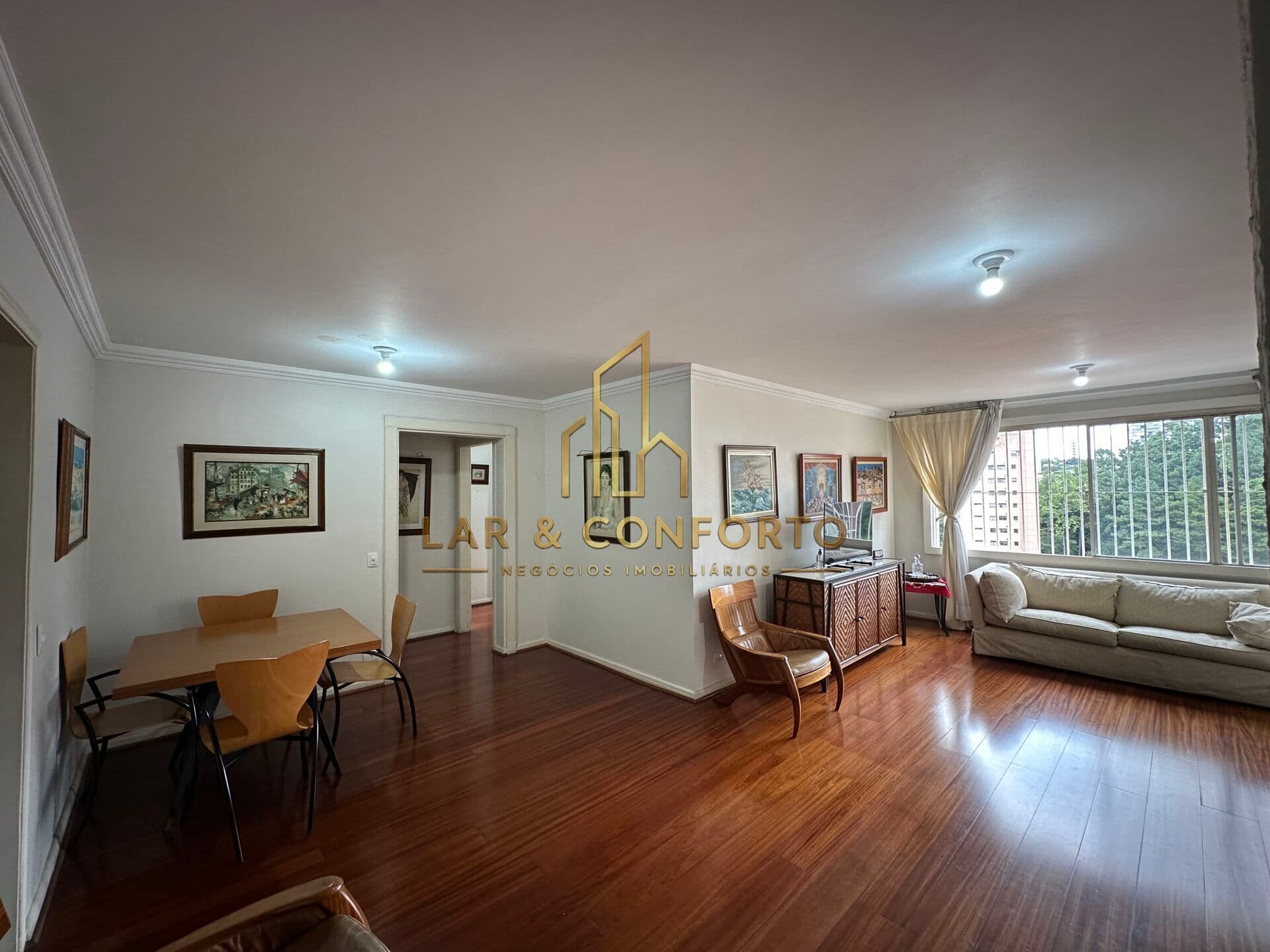 Apartamento para venda em uma localização tranquila na Vila Madalena, com 130m², 3 quartos e 2 vagas