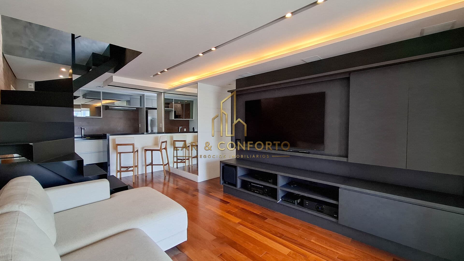 Apartamento à venda com 120m², 1 quarto e 2 vagas.