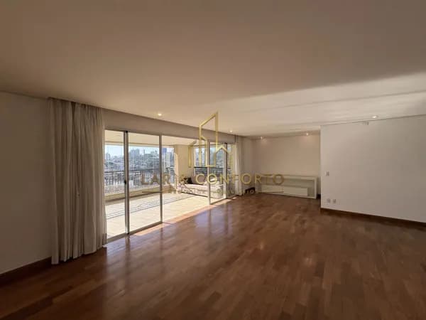 Apartamento com 3 Quartos para alugar, 165m² - Vila Madalena