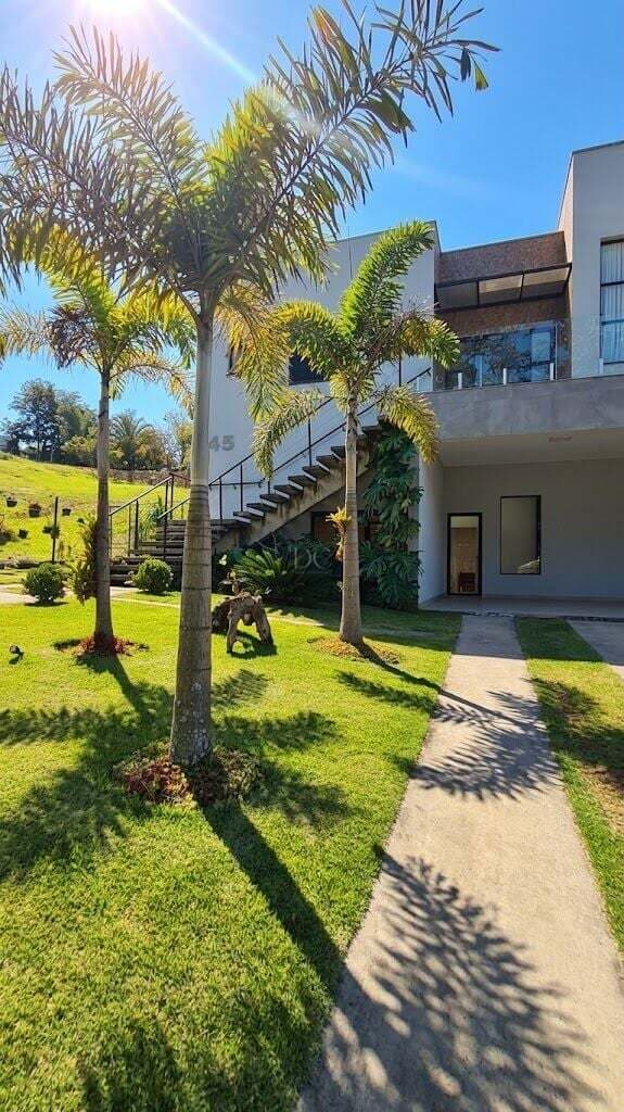 CASA DE ALTO PADRÃO NO RESIDENCIAL COLINAS DE INHANDJARA – ITUPEVA