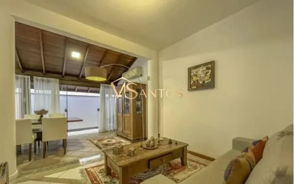 ótima casa em jurere internacional