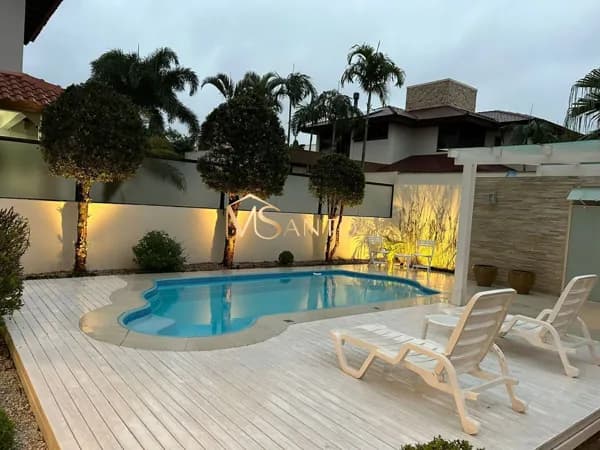 Casa com 4 dormitórios à venda, 300 m² por R$ 4.256.000,00 - Jurerê Internacional - Florianópolis/SC