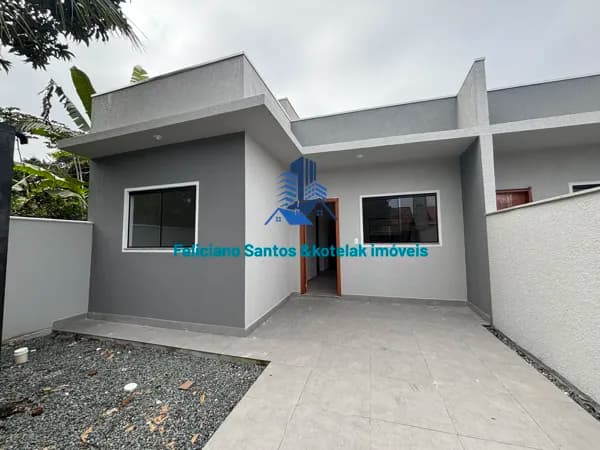 Casa em Navegantes - Meia Praia