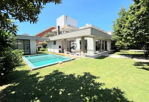 Casa Alto Padrão em Campeche, Florianópolis/SC