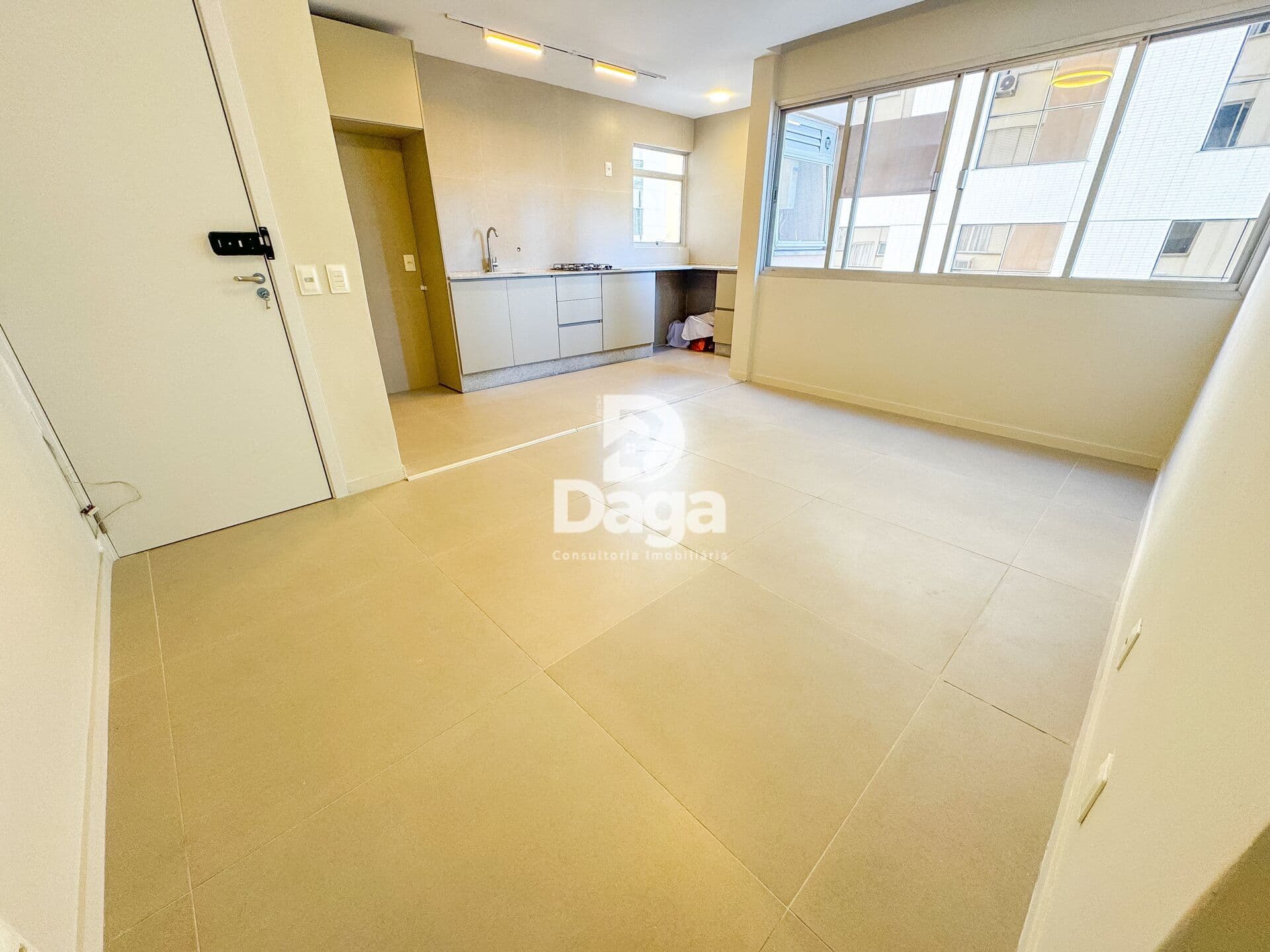 Apartamento no Centro - 2 dormitórios - Florianópolis/SC